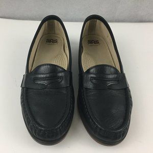 SAS Leather Penny Loafer Size 9Narrow